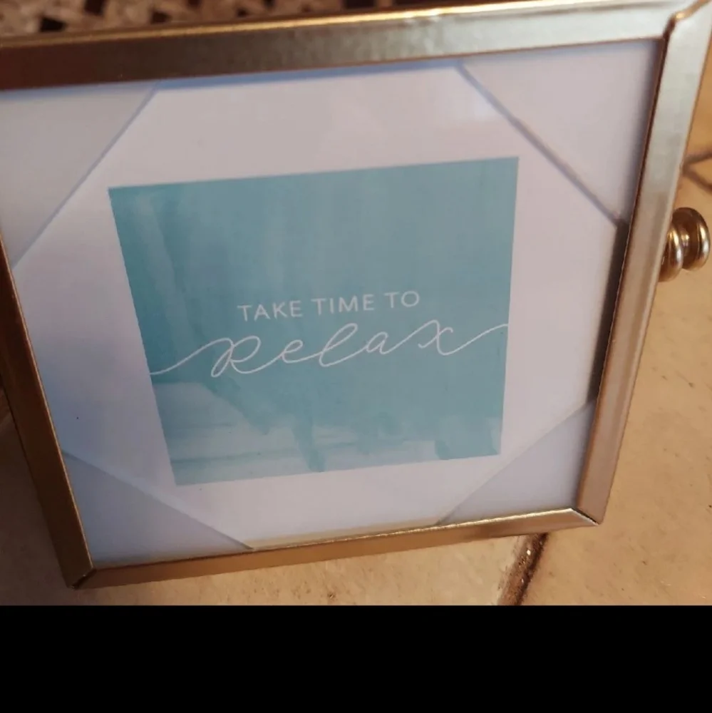 INSPIRATIONAL WELLNESS CARDS WITH GOLD FRAME By Zoe Brennan BNWT SO